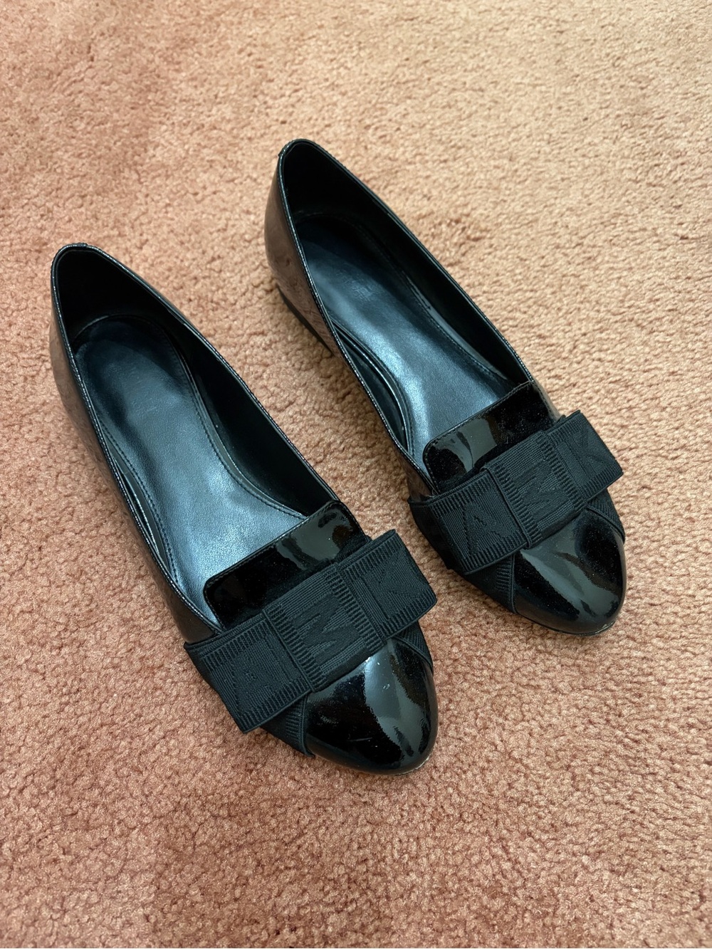 KORS Michael Kors Black Patent Pointed Toe Bow Flats